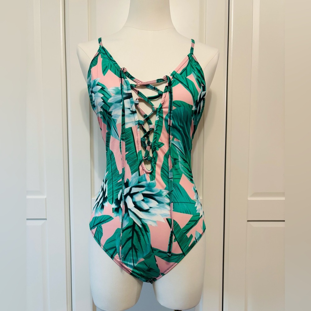 Tropical Lace-Up Leaf Print One-Piece Swimsuit in Sizes S,M,L,XL,XXL,3XL,4XL